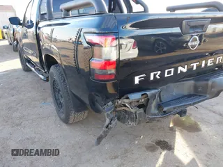 2022 Nissan Frontier S с VIN 1N6ED1CL3NN681378, выставлен на аукционе IAAI как лот 41493007 с пробегом 20 513 миль миль и . История ставок и продаж доступна на DreamBid. Изображение 6.