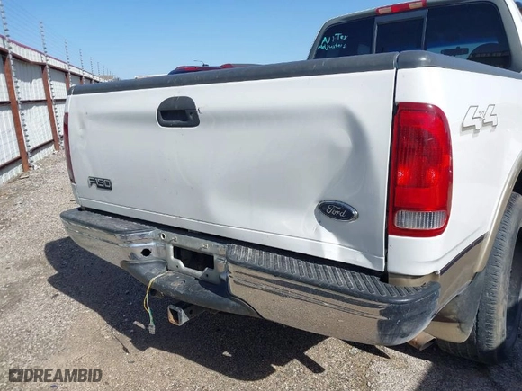 2000 Ford F-150 XL with VIN 1FTRX18W6YNA72319, listed as a IAAI auction lot 41682748 with 265,559 mi miles. Bid and sale history available at carsss.com. Image 6.