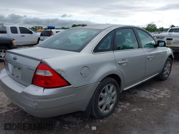 2007 Ford Five Hundred Limited с VIN 1FAHP28147G124688, выставлен на аукционе IAAI как лот 42343568 с пробегом 170 197 миль миль и . История ставок и продаж доступна на DreamBid. Изображение 4.