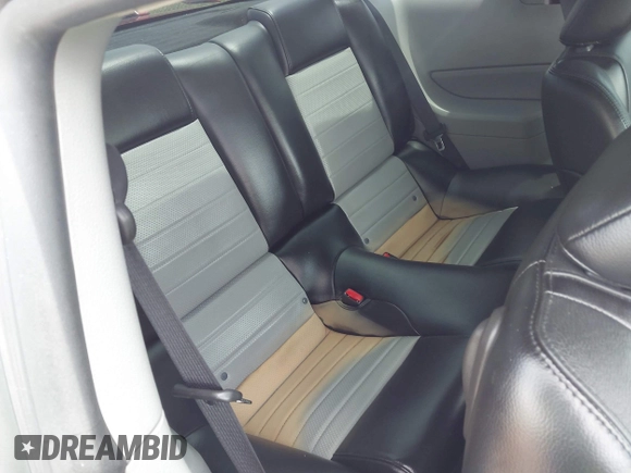 2007 Ford Mustang GT Deluxe с VIN 1ZVFT82H075198785, выставлен на аукционе IAAI как лот 42349870 с пробегом 42 229 миль миль и . История ставок и продаж доступна на DreamBid. Изображение 8.