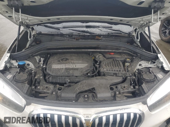 2022 BMW X1 xDrive28i z VIN WBXJG9C02N5V14574, wystawiony jako Copart lot #43834285 z przebiegiem 63 266 mil mil oraz Szkoda całkowita • Salvage title. Historia ofert i sprzedaży dostępna na DreamBid. Obrazek 11.