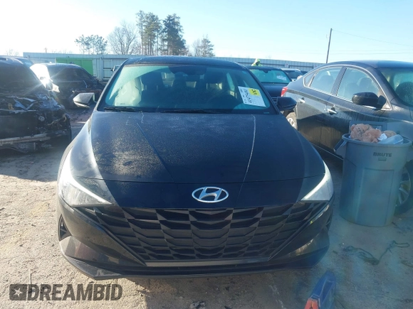 2023 Hyundai Elantra SEL z VIN KMHLM4AG6PU395983, wystawiony jako IAAI lot #41475408 z przebiegiem 45 478 mil mil oraz . Historia ofert i sprzedaży dostępna na DreamBid. Obrazek 12.