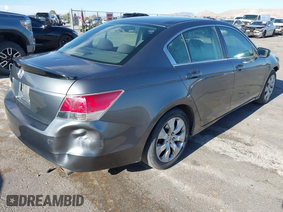 2009 Honda Accord EX z VIN JHMCP26799C004034, wystawiony jako IAAI lot #42119755 z przebiegiem 169 270 mil mil oraz . Historia ofert i sprzedaży dostępna na DreamBid. Obrazek 4.