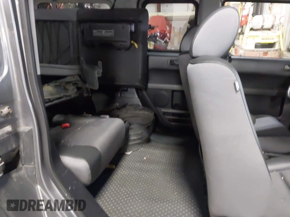 2005 Honda Element EX with VIN 5J6YH28635L014944, listed as a IAAI auction lot 42064854 with 170,180 mi miles and . Bid and sale history available at DreamBid. Image 8.