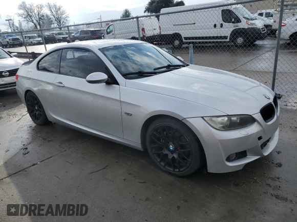 2009 BMW 3 Series 328i with VIN WBAWV13579P122218, listed as a Copart auction lot 41417735 with 89,963 mi miles and Salvage title. Bid and sale history available at DreamBid. Image 4.