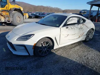 2023 Toyota GR86 with VIN JF1ZNBC13P8762961, listed as a IAAI auction lot 41441865 with 13,900 mi miles. Bid and sale history available at carsss.com. Image 2.
