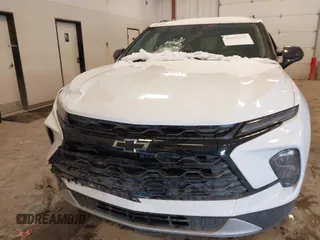 2024 Chevrolet Blazer LT with VIN 3GNKBCR48RS284128, listed as a IAAI auction lot 41542591 with 2,847 mi miles and . Bid and sale history available at DreamBid. Image 6.