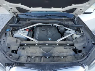 2020 BMW X5 xDrive40i with VIN 5UXCR6C02L9D56954, listed as a Copart auction lot 44769135 with 52,856 mi miles and Salvage title. Bid and sale history available at DreamBid. Image 13.