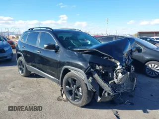 2017 Jeep Cherokee Sport with VIN 1C4PJLABXHW598295, listed as a IAAI auction lot 41435612 with 86,612 mi miles. Bid and sale history available at carsss.com. Image 1.