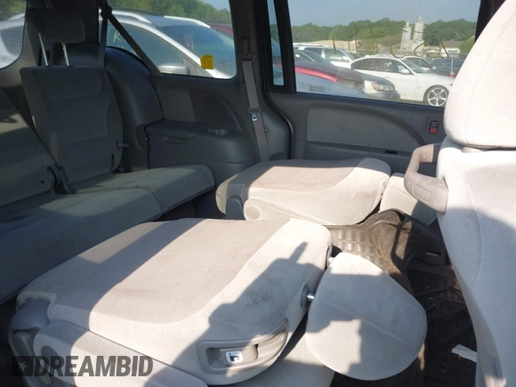 2009 Honda Odyssey LX with VIN 5FNRL38269B052088, listed as a IAAI auction lot 42499465 with Not provided miles and . Bid and sale history available at DreamBid. Image 8.