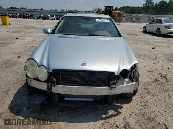 2008 Mercedes-Benz CLK 350 with VIN WDBTJ56H78F249908, listed as a Copart auction lot 61868015 with 124,620 mi miles and Salvage title. Bid and sale history available at DreamBid. Image 5.
