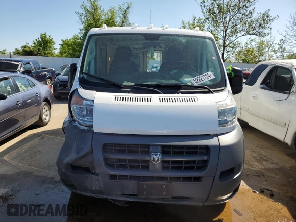 2018 Ram ProMaster Cargo with VIN 3C6TRVAGXJE105060, listed as a Copart auction lot 52821724 with 100,477 mi miles and Salvage Title. Bid and sale history available at DreamBid. Image 5.