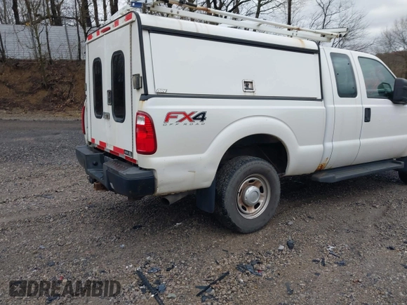 2013 Ford F-250 XL with VIN 1FT7X2B65DEA40820, listed as a IAAI auction lot 41940224 with 193,706 mi miles and . Bid and sale history available at DreamBid. Image 6.