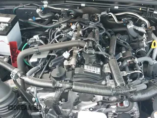 2025 Toyota 4Runner SR5 with VIN JTEVA5BR3S5002046, listed as a IAAI auction lot 42694842 with 718 mi miles and . Bid and sale history available at DreamBid. Image 19.