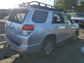 2010 Toyota 4Runner Trail z VIN JTEBU5JR2A5010939, wystawiony jako Copart lot #72620674 z przebiegiem Nie podano mil oraz Nie do naprawy • Non repairable. Historia ofert i sprzedaży dostępna na DreamBid. Obrazek 3.