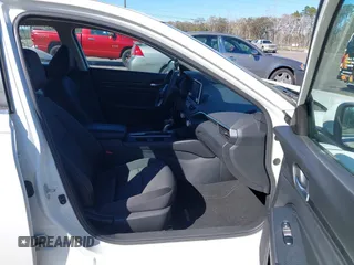 2019 Nissan Altima S with VIN 1N4BL4BV8KC102217, listed as a IAAI auction lot 41726559 with 84,310 mi miles and . Bid and sale history available at carsss.com. Image 5.