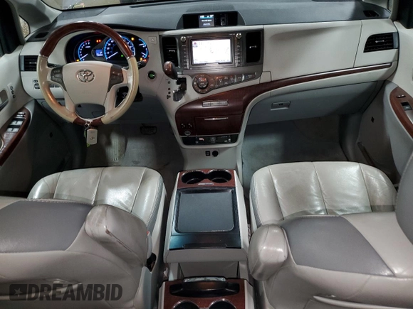 2011 Toyota Sienna XLE with VIN 5TDDK3DC3BS014640, listed as a Copart auction lot 52092045 with 190,090 mi miles and Salvage Title. Bid and sale history available at DreamBid. Image 8.