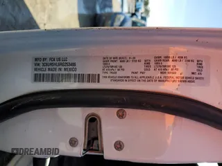 2024 Ram 2500 Tradesman z VIN 3C6UR5HL6RG253486, wystawiony jako Copart lot #43462095 z przebiegiem 34 638 mil mil oraz Szkoda całkowita • Salvage title. Historia ofert i sprzedaży dostępna na DreamBid. Obrazek 12.