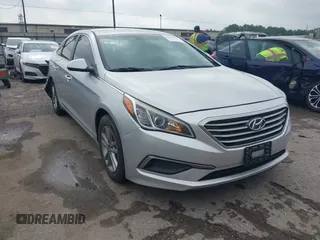 2016 Hyundai Sonata SE z VIN 5NPE24AF8GH307102, wystawiony jako IAAI lot #42109090 z przebiegiem 127 447 mil mil oraz . Historia ofert i sprzedaży dostępna na DreamBid. Obrazek 1.