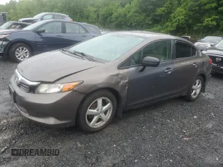 2012 Honda Civic LX z VIN 2HGFB2F51CH508515, wystawiony jako Copart lot #59662655 z przebiegiem 171 237 mil mil oraz Szkoda całkowita • Salvage title. Historia ofert i sprzedaży dostępna na DreamBid. Obrazek 1.