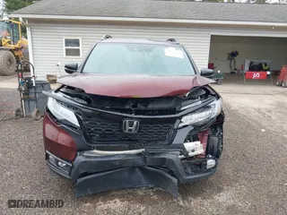 2019 Honda Passport Touring with VIN 5FNYF8H99KB005625, listed as a IAAI auction lot 41905030 with 64,998 mi miles. Bid and sale history available at carsss.com. Image 13.