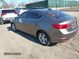 2014 Acura ILX Hybrid Tech Pkg with VIN 19VDE3F79EE300331, listed as a IAAI auction lot 42067961 with 147,348 mi miles. Bid and sale history available at carsss.com. Image 3.