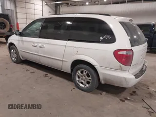 2002 Dodge Caravan Sport with VIN 2B4GP443X2R536935, listed as a IAAI auction lot 41433899 with 153,893 mi miles. Bid and sale history available at carsss.com. Image 3.