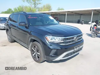 2021 Volkswagen Atlas SE z VIN 1V2LP2CA9MC607168, wystawiony jako IAAI lot #42014127 z przebiegiem 93 956 mil mil oraz . Historia ofert i sprzedaży dostępna na DreamBid. Obrazek 1.