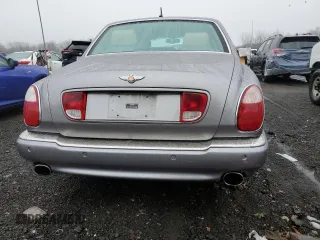2003 Bentley Arnage R z VIN SCBLC37F93CX08981, wystawiony jako Copart lot #43155385 z przebiegiem Nie podano mil oraz Tytuł czysty. Historia ofert i sprzedaży dostępna na DreamBid. Obrazek 6.