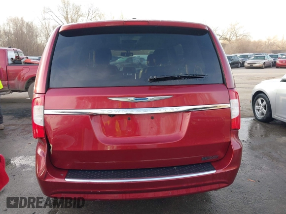 2015 Chrysler Town & Country Touring-L with VIN 2C4RC1CG7FR674321, listed as a IAAI auction lot 41750796 with 165,179 mi miles. Bid and sale history available at carsss.com. Image 16.