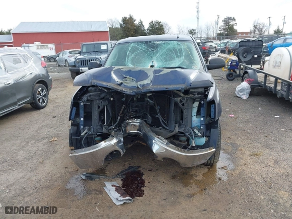 2008 GMC Sierra 1500 Work Truck with VIN 2GTEK13M981128659, listed as a IAAI auction lot 41581536 with 241,671 mi miles. Bid and sale history available at carsss.com. Image 12.