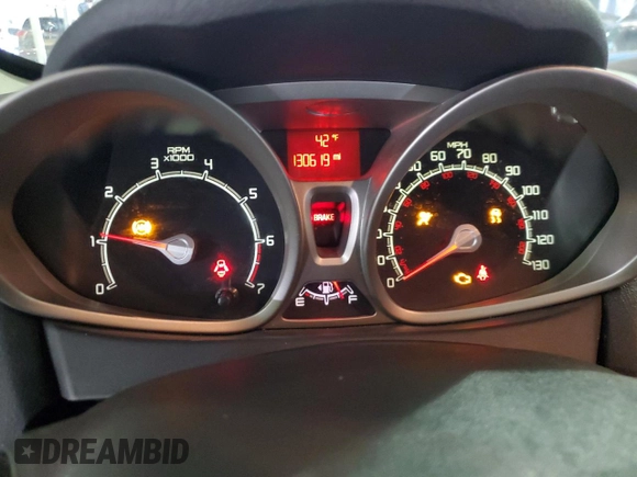 2011 Ford Fiesta SES with VIN 3FADP4FJXBM106112, listed as a Copart auction lot 46125175 with 130,619 mi miles and Clean Title. Bid and sale history available at DreamBid. Image 9.