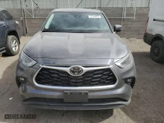 2023 Toyota Highlander L with VIN 5TDKDRBH6PS502670, listed as a Copart auction lot 47440035 with 30,852 mi miles and Salvage Title. Bid and sale history available at carsss.com. Image 5.