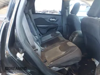 2015 Jeep Cherokee Sport с VIN 1C4PJLABXFW616338, выставлен на аукционе IAAI как лот 42736792 с пробегом 114 206 миль миль и . История ставок и продаж доступна на DreamBid. Изображение 8.