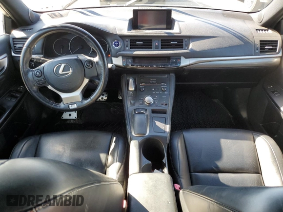 2015 Lexus CT 200h z VIN JTHKD5BH5F2241285, wystawiony jako Copart lot #49502395 z przebiegiem Nie podano mil oraz Szkoda całkowita • Salvage title. Historia ofert i sprzedaży dostępna na DreamBid. Obrazek 8.
