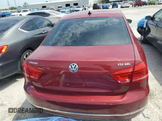 2015 Volkswagen Passat SEL Premium with VIN 1VWCV7A3XFC057374, listed as a Copart auction lot 61545815 with 114,549 mi miles and Clean title. Bid and sale history available at DreamBid. Image 6.