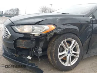 2018 Ford Fusion SE with VIN 3FA6P0HD7JR275157, listed as a IAAI auction lot 41961008 with 120,111 mi miles. Bid and sale history available at carsss.com. Image 6.