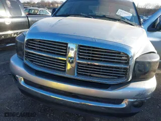 2008 Dodge Ram 1500 SLT with VIN 1D7HA18228J135407, listed as a IAAI auction lot 41338559 with 234,794 mi miles. Bid and sale history available at carsss.com. Image 6.