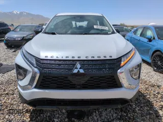 2023 Mitsubishi Eclipse Cross LE z VIN JA4ATVAA1PZ028115, wystawiony jako Copart lot #56330525 z przebiegiem 32 549 mil mil oraz Szkoda całkowita • Salvage title. Historia ofert i sprzedaży dostępna na DreamBid. Obrazek 5.