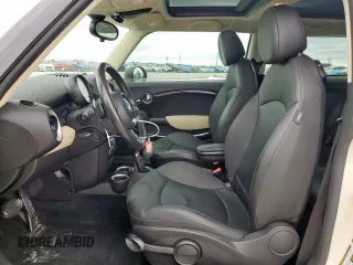 2011 MINI Hardtop S with VIN WMWSV3C53BTY15519, listed as a Copart auction lot 50960105 with 117,612 mi miles and Clean Title. Bid and sale history available at DreamBid. Image 7.