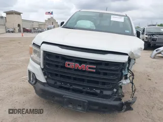 2022 GMC Canyon 4WD Elevation z VIN 1GTG6CEN8N1246041, wystawiony jako IAAI lot #41894487 z przebiegiem 100 966 mil mil oraz . Historia ofert i sprzedaży dostępna na DreamBid. Obrazek 12.