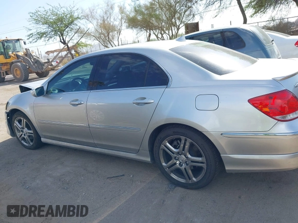 2006 Acura RL with VIN JH4KB16576C007898, listed as a IAAI auction lot 42690972 with 184,655 mi miles and . Bid and sale history available at DreamBid. Image 14.