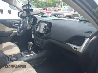 2018 Jeep Cherokee Latitude Tech Connect с VIN 1C4PJLCB3JD607790, выставлен на аукционе IAAI как лот 42482247 с пробегом 172 655 миль миль и . История ставок и продаж доступна на DreamBid. Изображение 5.