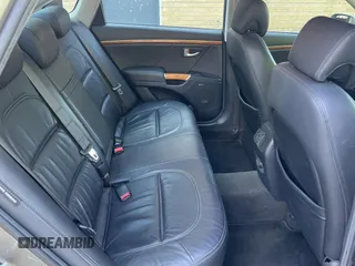 2008 Hyundai Azera Limited with VIN KMHFC46FX8A332579, listed as a Copart auction lot 63121015 with 160,619 mi miles and Clean title. Bid and sale history available at DreamBid. Image 6.