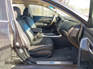 2013 Nissan Altima SV with VIN 1N4AL3AP0DN489975, listed as a IAAI auction lot 41797596 with 171,151 mi miles and . Bid and sale history available at carsss.com. Image 5.