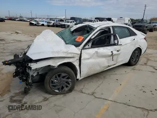 2024 Hyundai Elantra SEL с VIN KMHLM4DG7RU776451, выставлен на аукционе Copart как лот 55364485 с пробегом Не указан миль и Списание • Salvage title. История ставок и продаж доступна на DreamBid. Изображение 1.