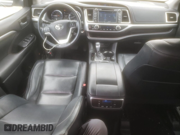 2017 Toyota Highlander Limited with VIN 5TDDZRFH0HS403090, listed as a Copart auction lot 61037445 with 113,703 mi miles and Salvage title. Bid and sale history available at DreamBid. Image 8.