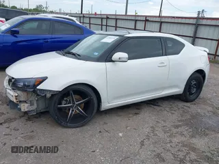 2013 Scion tC z VIN JTKJF5C70D3058888, wystawiony jako IAAI lot #41892224 z przebiegiem 84 749 mil mil oraz . Historia ofert i sprzedaży dostępna na DreamBid. Obrazek 15.