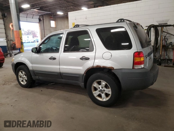 2007 Ford Escape XLT with VIN 1FMYU93177KA14990, listed as a Copart auction lot 77816054 with 202,901 mi miles and Clean Title. Bid and sale history available at carsss.com. Image 2.