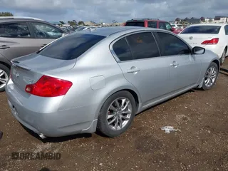 2009 Infiniti G37 Journey with VIN JNKCV61E49M304626, listed as a IAAI auction lot 41935978 with 221,782 mi miles. Bid and sale history available at carsss.com. Image 4.